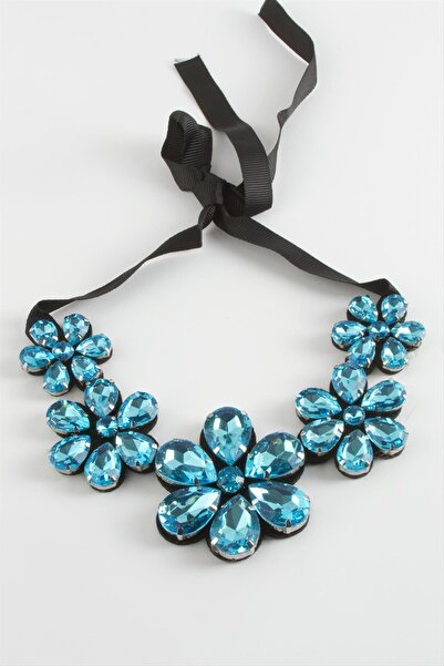 Ayena Moda Daisy Stone Collar Necklace