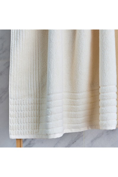 Generic Egyptian 600 GSM Cotton Bath Sheet - 90x150 cm