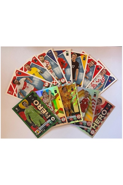 Topps 100 Adet Match Attax Euro 2024 Futbol Kartı ( 10 Adet Parlak Kart Dahil )