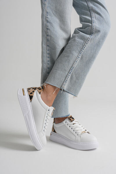 BWORLD Vega leopard detailed white women's sports shoes