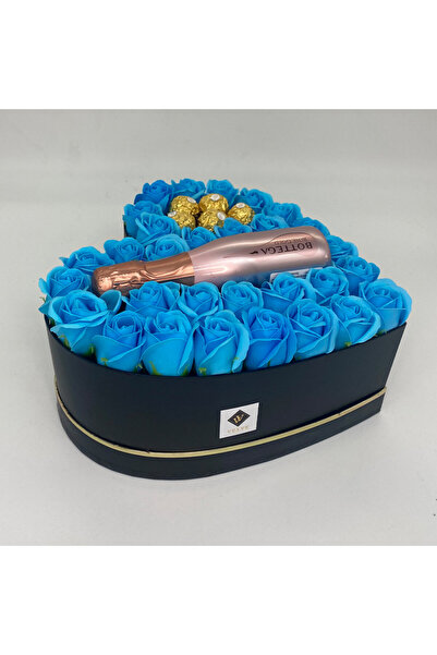 velve Aranjament floral Opulence,trandafiri de sapun,Prosecco Bottega Rose Gol, praline,Albastru deschis