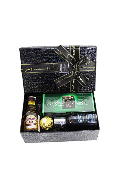 velve Πακέτο GiftDay για άνδρες, ένα μπουκάλι Chivas Regal 12 YO, αφρόλουτρο, σοκολάτες After Eight