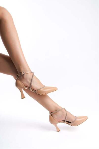 Les Passent Women's Nud Skin Stone Detailed Heeled Shoes