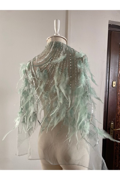 Nurcanilirboutique Otriş tüy boncuk işlemeli üzerine atmalık mini omuz şalı