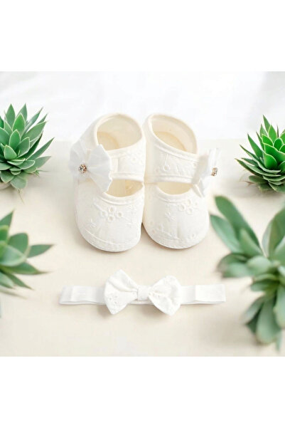 ÖZKARDEŞLER BABY 0-3 Months Newborn White Baby Bandana Booties Set with Stone Bow