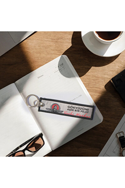 ALKAN ASKERİ MALZEMELER VE TEKSTİL سلسلة مفاتيح من القماش المطرز بعبارة 'طيار...