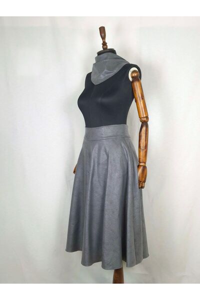 Sihirli Düğmeler Flared Skirt