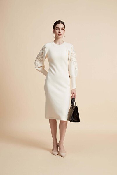 Yola فستان نسائي بأكمام منتفخة بطول الركبة