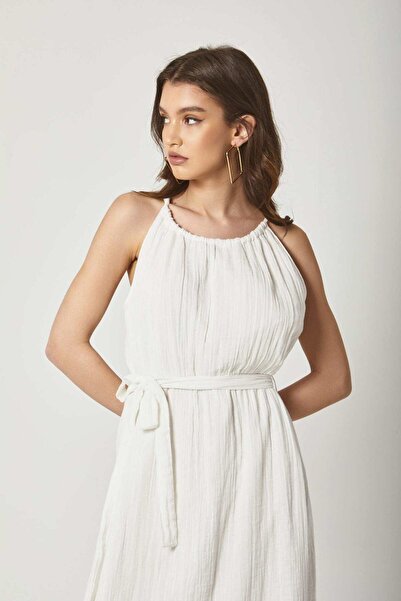 DALYDRESS فستان نسائي طويل سادة برقبة دائرية