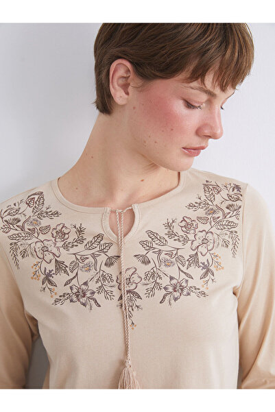 LC Waikiki Yeni Sezon Bağlamalı Yaka Çiçekli Bluz