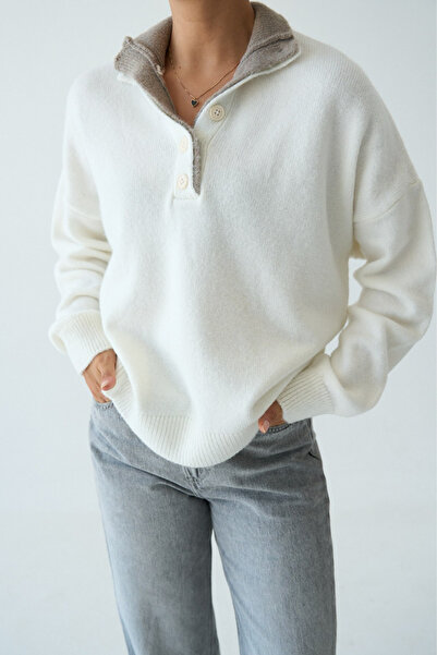 LOOSH Kadın Krem Çift Kat Yaka Düğmeli Tasarım Triko Kazak