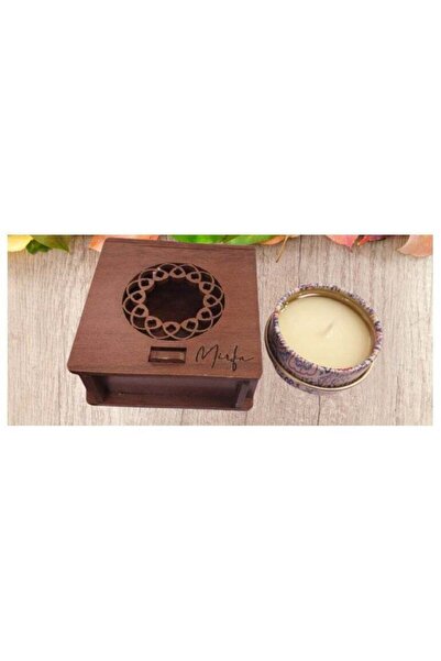 Mirfa شمعة معطرة في صندوق خشبي مصنوع يدويًا - ياسمين هافن - صغيرة