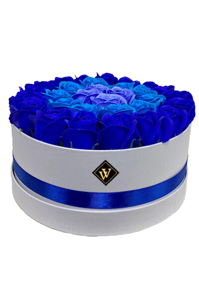 velve Aranjament floral cu 31 trandafiri sapun in cutie rotunda alba, Albastru