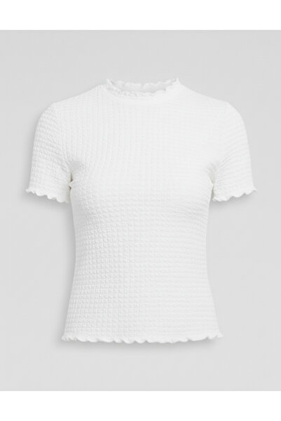 LAVDERUAR Short Sleeve, Textured Fabric Detail, Fitted Bust, Semi-Cropped Blouse