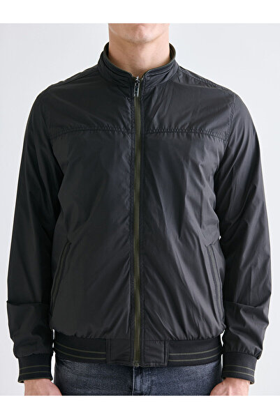 LC Waikiki Yeni Sezon Standart Kalıp Dik Yaka Erkek Mont