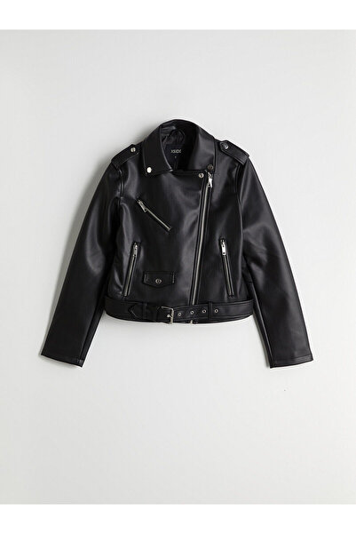 LC Waikiki سترة نسائية ذات مظهر جلدي بياقة راكب الدراجة النارية