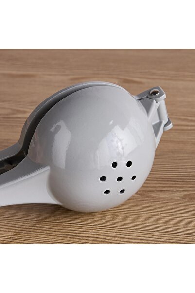 Generic Fresh Force Orange Juicer