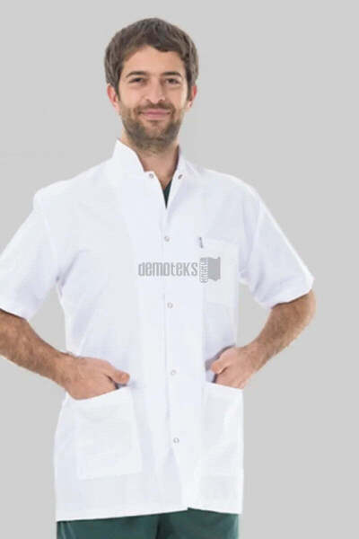 DEMOTEKS Men's white short medical lab coat uniform - with three pockets, short sleeves, tunic collar