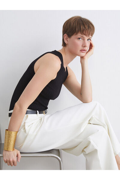 LC Waikiki Özmarka Νέα Σεζόν Γυναικεία Πλεκτά Εσώρουχα με Λαιμόκοψη Ποδηλάτου