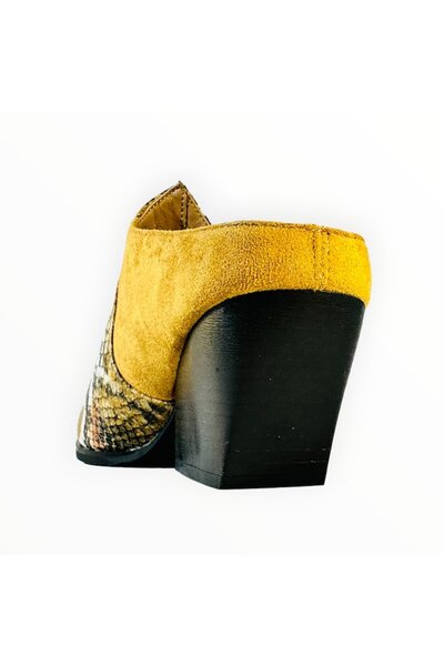 Vadodara Women's Clogs Ideal Shoes Vegan Leather Snake Print Caramel EU Size 37