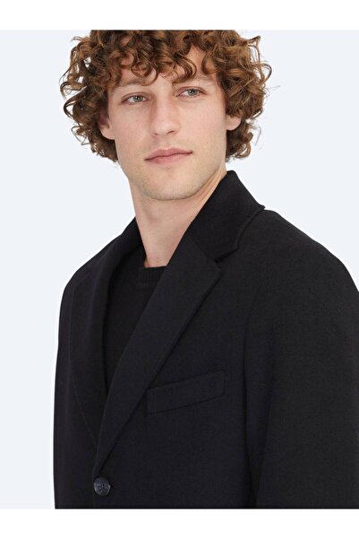 Kip Siyah Regular Fit Kelebek Yaka Klasik Dokuma Palto