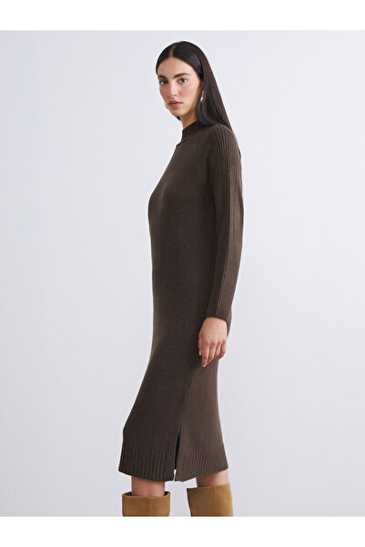 LC Waikiki Vizyon New Season Πλεκτό Φόρεμα με μισό ζιβάγκο άνοιγμα