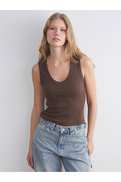 LC Waikiki Özmarka Yeni Sezon V Yaka Fitilli Kadın Atlet