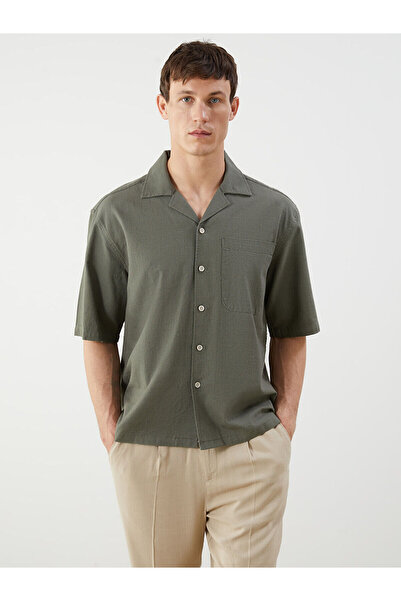 LC Waikiki Peak New Season Regular Fit Resort Collar Short Sleeve Poplin Men'...