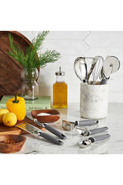 Generic Devon Peeler