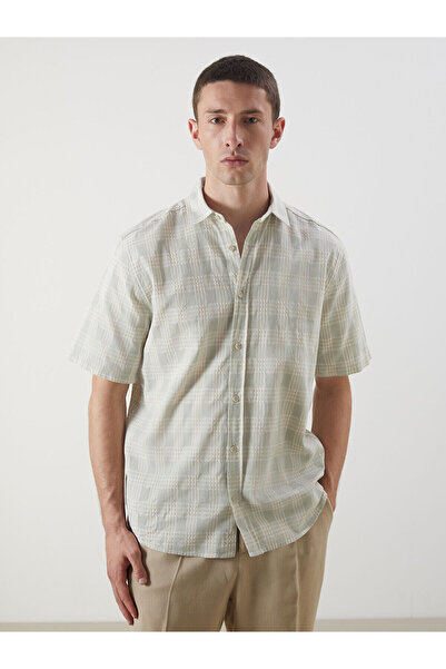 LC Waikiki Ανδρικό καρό κοντομάνικο πουκάμισο LCW Vision Regular Fit