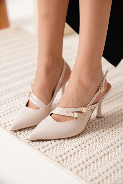 EMOYRA Lenora Women's Beige Patent Leather Heeled Shoes