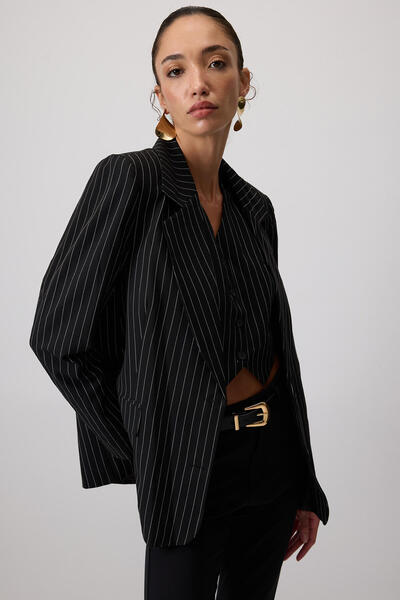 Touché Privé Striped Vest Jacket Set