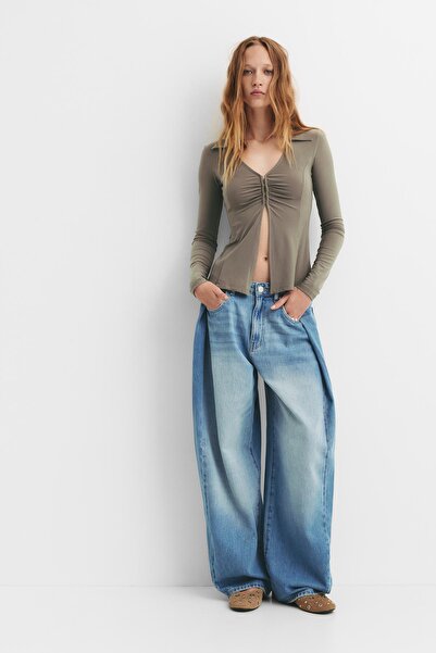 Pull & Bear Uzun kollu v yaka üst