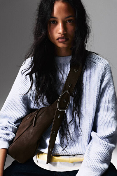 Pull & Bear Tokalı omuz çantası