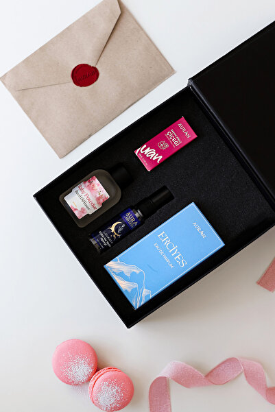 AURAN 4’lü Özel Hediye Kutusu, Koku Deneyimi Hediye Seti (Parfüm, Oda Kokusu,...