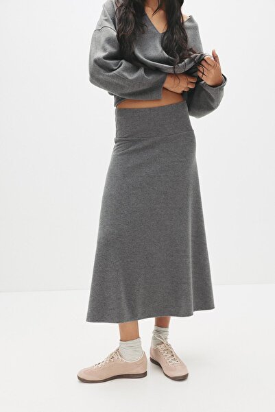 Pull & Bear Soft-touch midi skirt