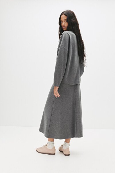 Pull & Bear Soft-touch midi skirt