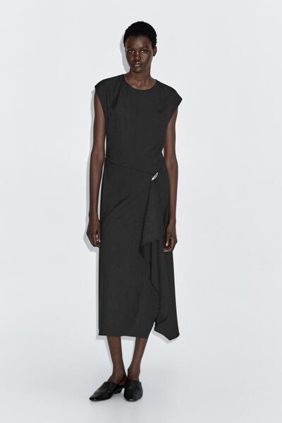 Massimo Dutti Broş detaylı midi elbise