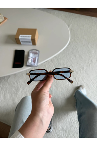 RoseandRoses Meux Equivalent Rectangular Design Sunglasses Leopard Blue