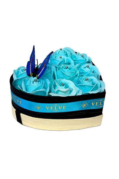 velve Aranjament floral Intimissimo, cu 10 trandafiri de sapun si fluturas decorativ, Albastru