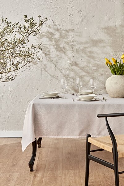 Karaca Home White Chesney Carefree Tablecloth