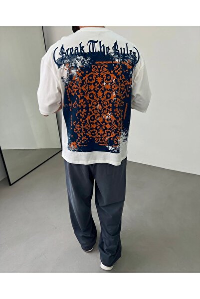 Venüs T-shirt nakiş ve baski detayli