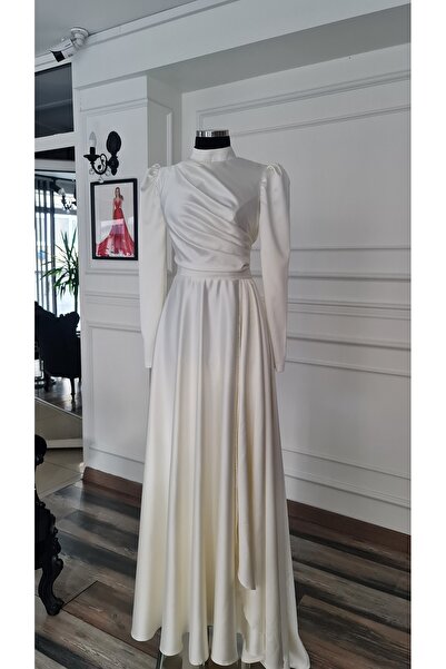 makbuleofficial Ekrubeyaz Saten Kumaştan Drape Detaylı Söz Nişan Nikah Elbisesi