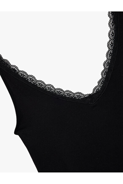 Koton Top de pijama cu decolteu în V cu bretele groase și detaliu din dantelă