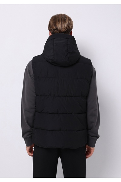 Colin's Slim Fit Men's Black Vest