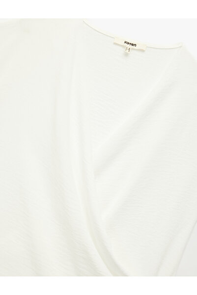 Koton Aerobin Fabric Double Breasted Sleeveless Blouse