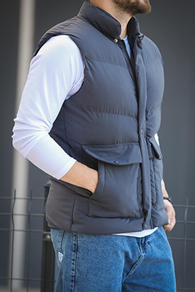 since 1990 man Manoctave Waterproof Hooded Pocket Label Detailed Stand Collar Men's Puffer Vest
