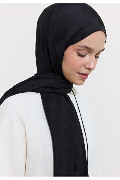 Freshscarfs Nori Silky Jacquard Shawl Black