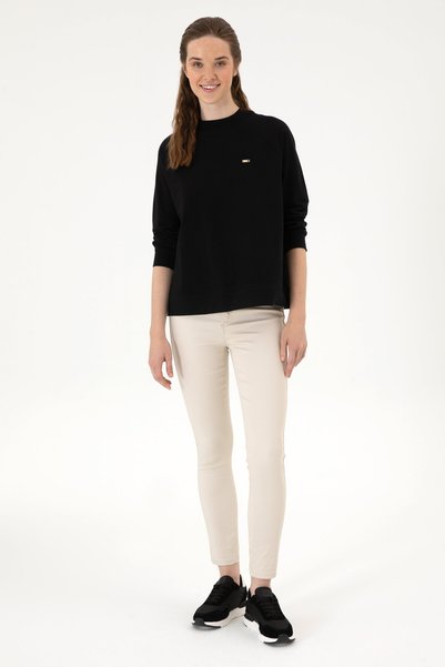 U.S. Polo Assn. Women's Black Regular Crew Neck Basic Sweatshirt 50313610-Vr046