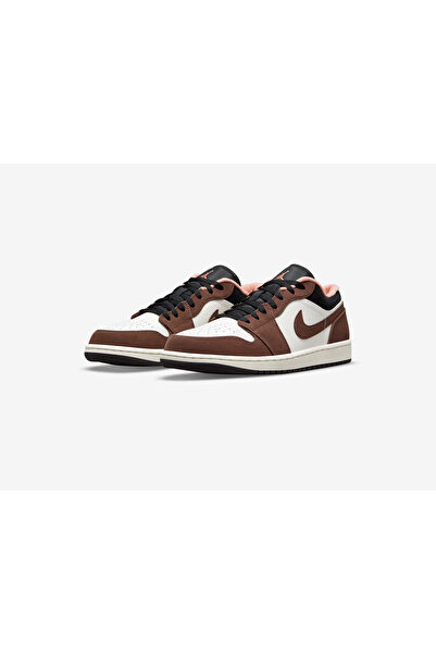 JORDAN 1 Χαμηλή "Μόκα"